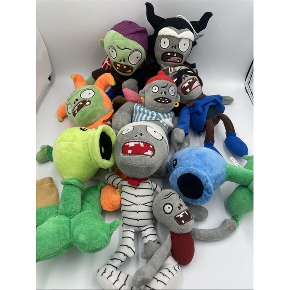 Plants Vs Zombies Plush Lot Of 9 Plush - Picture 1 of 10